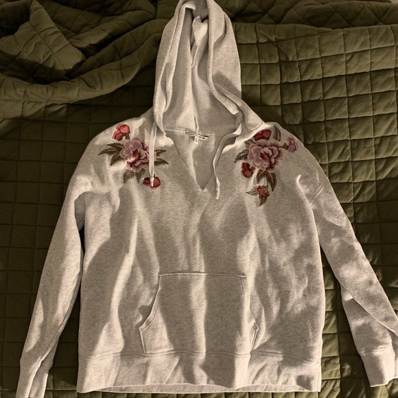 Sweatshirt - Picture 1 of 1